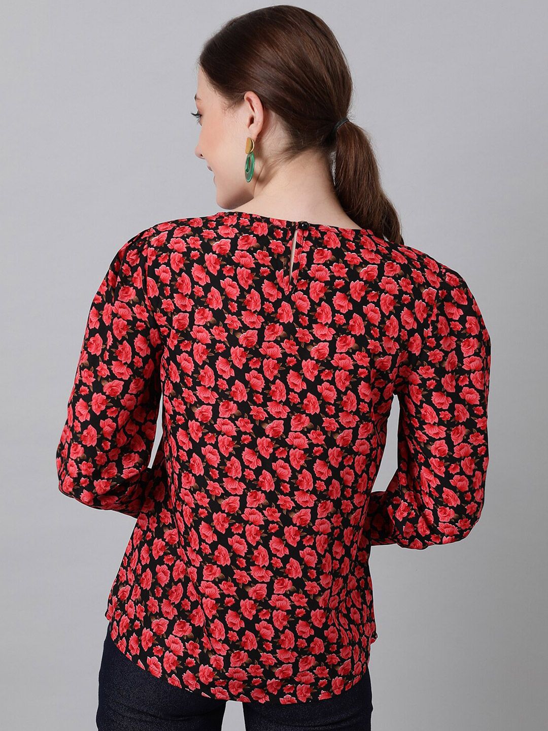 Kotty Black Floral Print Crepe Top