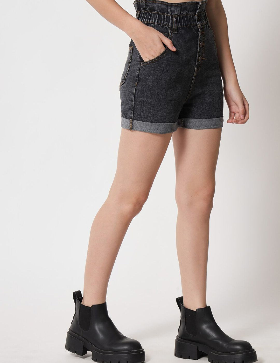 Kotty Women Black Skinny Fit High-Rise Outdoor Denim Shorts