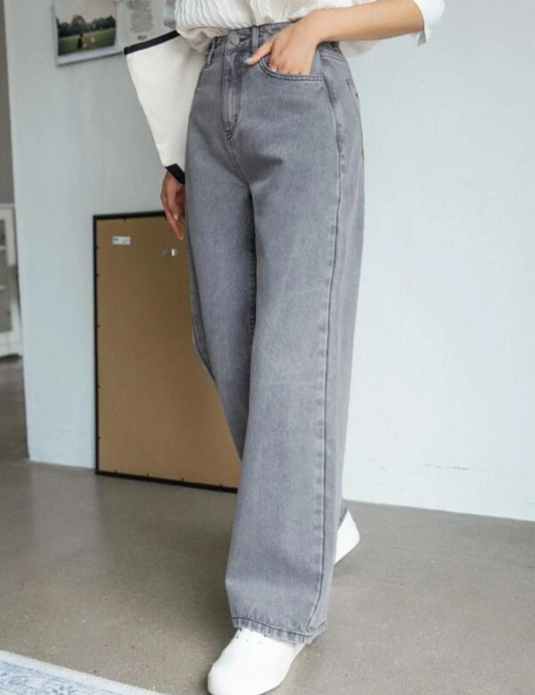 Kotty Women High-Rise Clean Look Cotton Stretchable Jeans