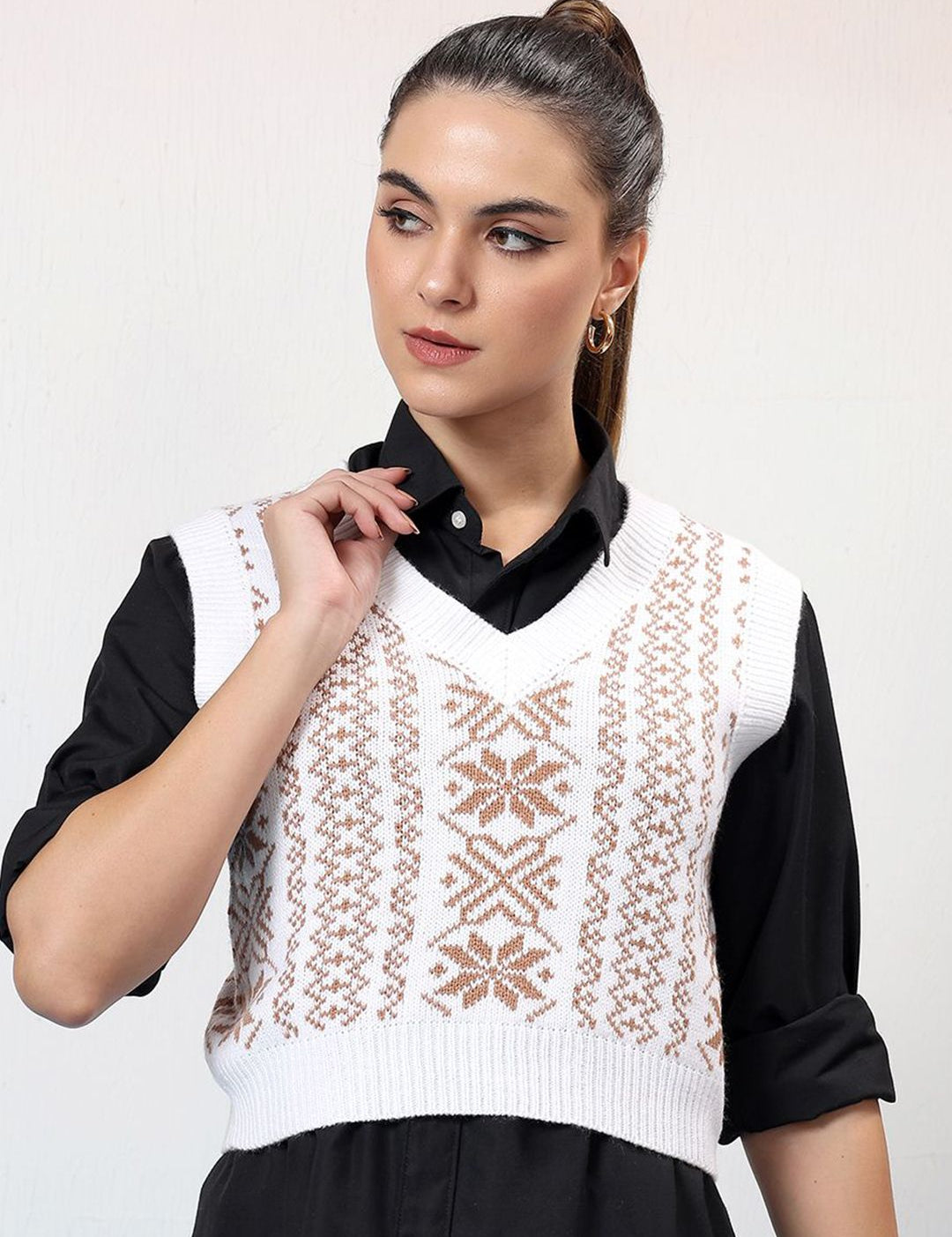 Kotty Women Crop Sweater Vest