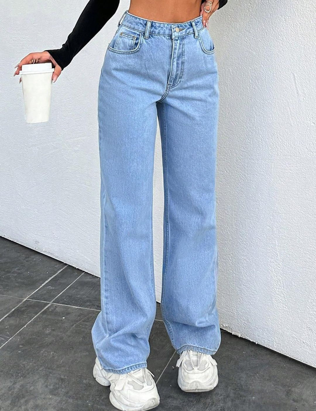 Kotty Women Straight Fit High-Rise Stretchable Jeans