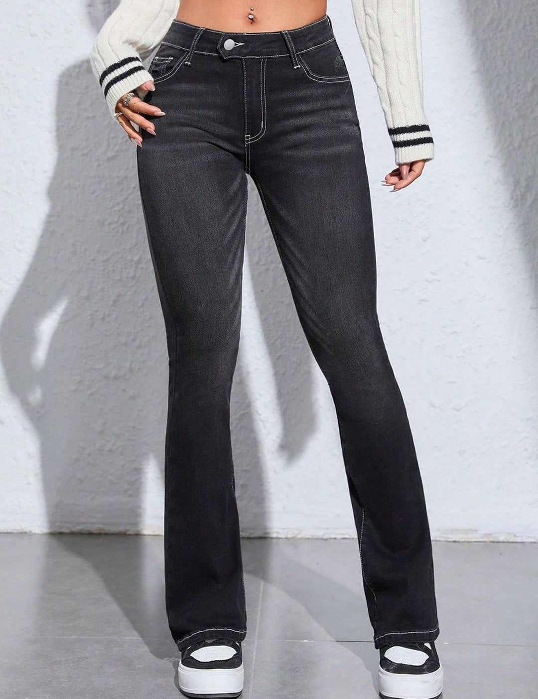 Kotty Women Jean Bootcut High-Rise Stretchable Jeans