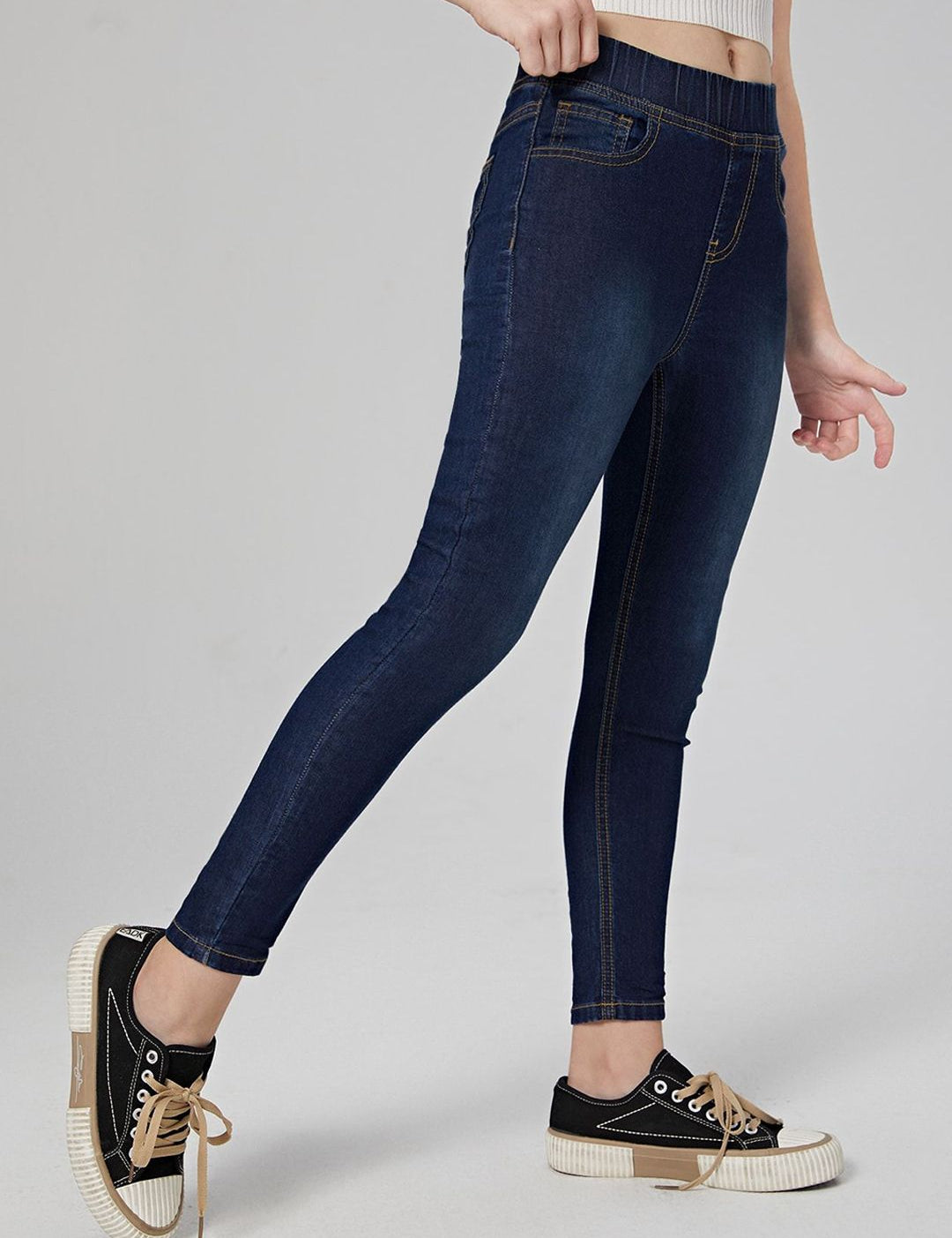 Kotty Girls Low Distress Stretchable Jeans