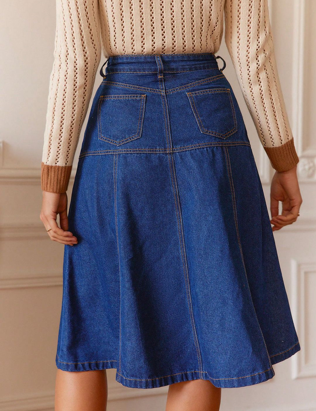  Kotty Flared Knee Length Skirts