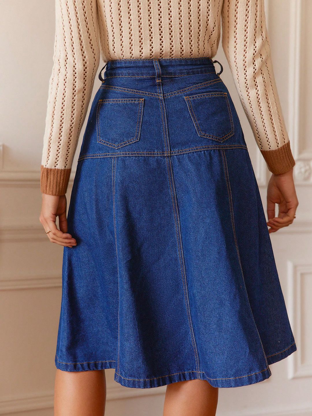  Kotty Flared Knee Length Skirts