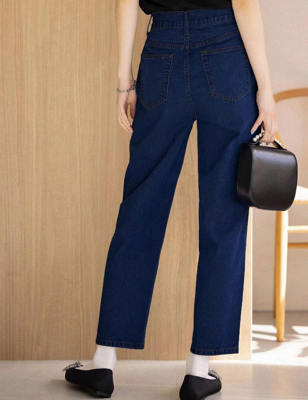 Kotty Women Blue Jean Straight Fit High-Rise Clean Look Stretchable Jeans