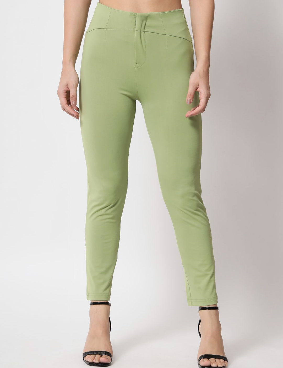 Kotty Women Relaxed Skinny Fit High-Rise Easy Wash Trousers