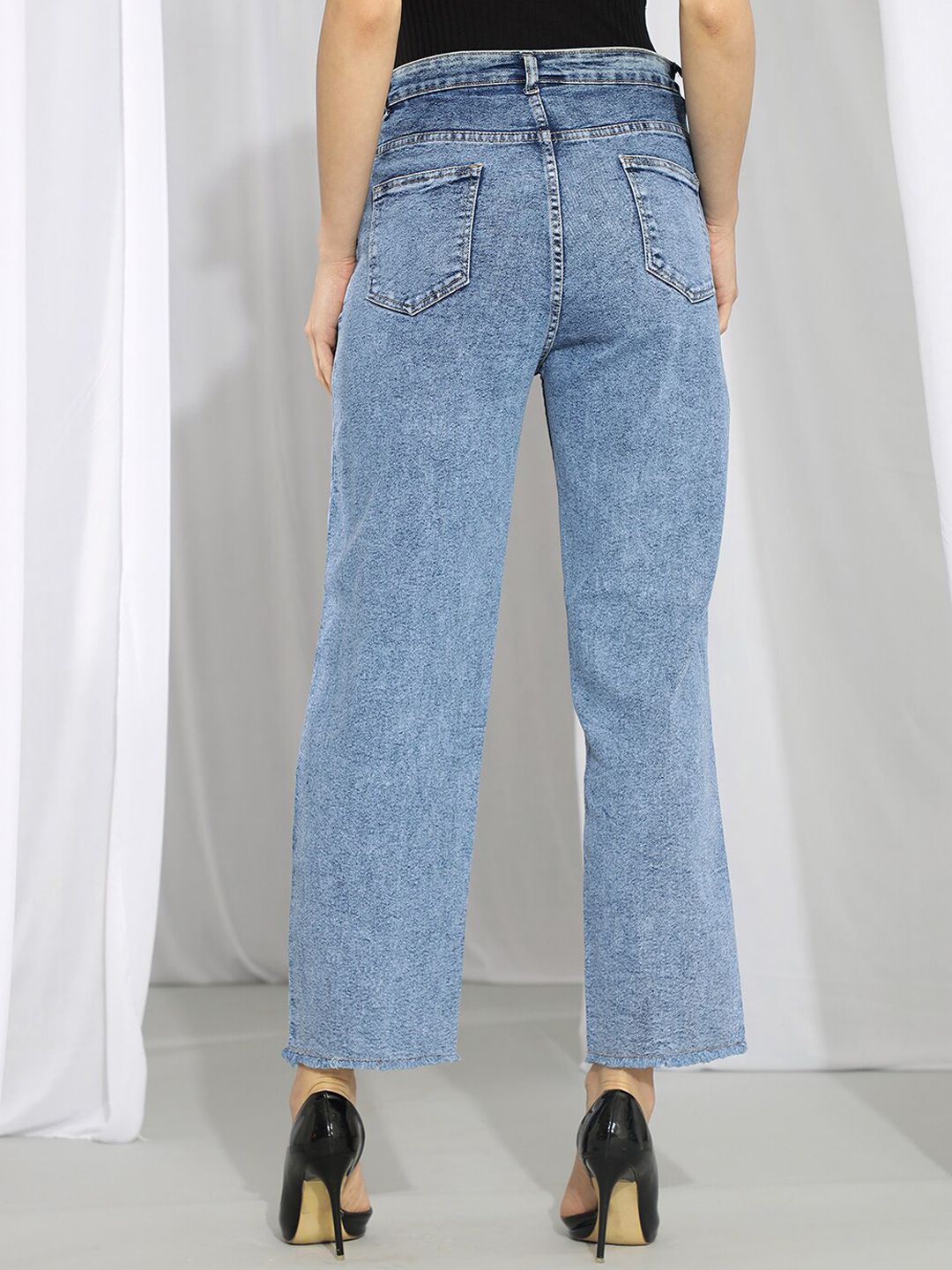 Kotty Women Blue Straight Fit High-Rise Heavy Fade Stretchable Jeans