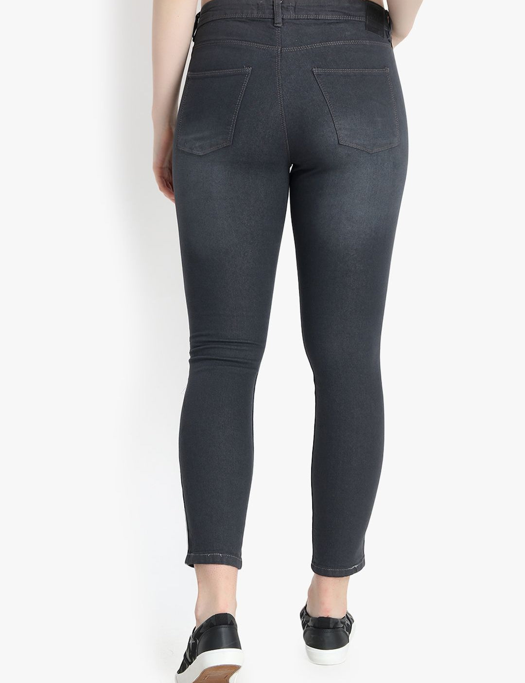 Kotty Women Grey Skinny Fit High-Rise Clean Look Jeans