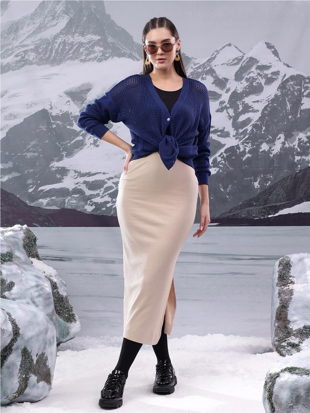 Kotty Women V-Neck Cardigan