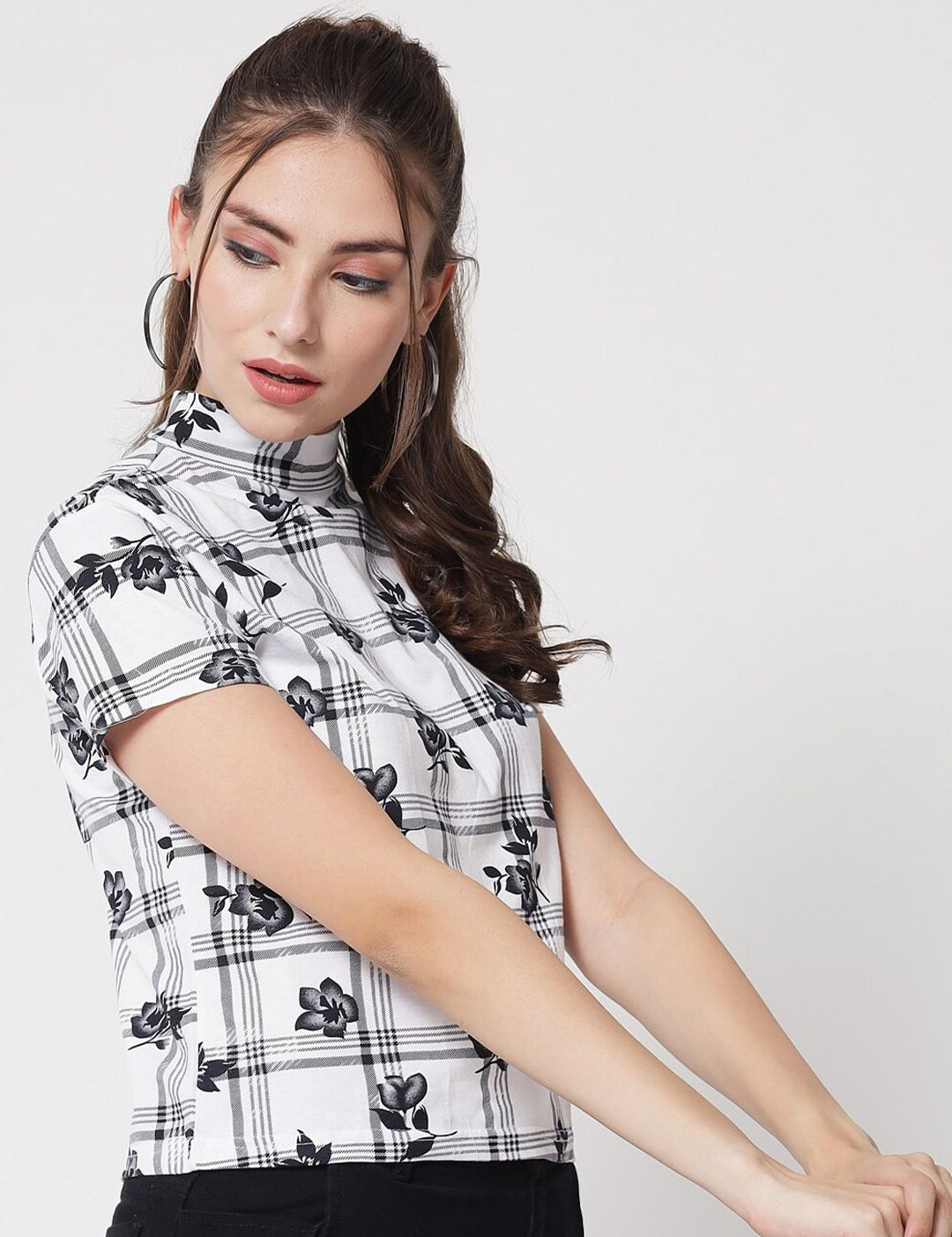 Kotty Women White & Black Floral Printed Cotton Blend Top