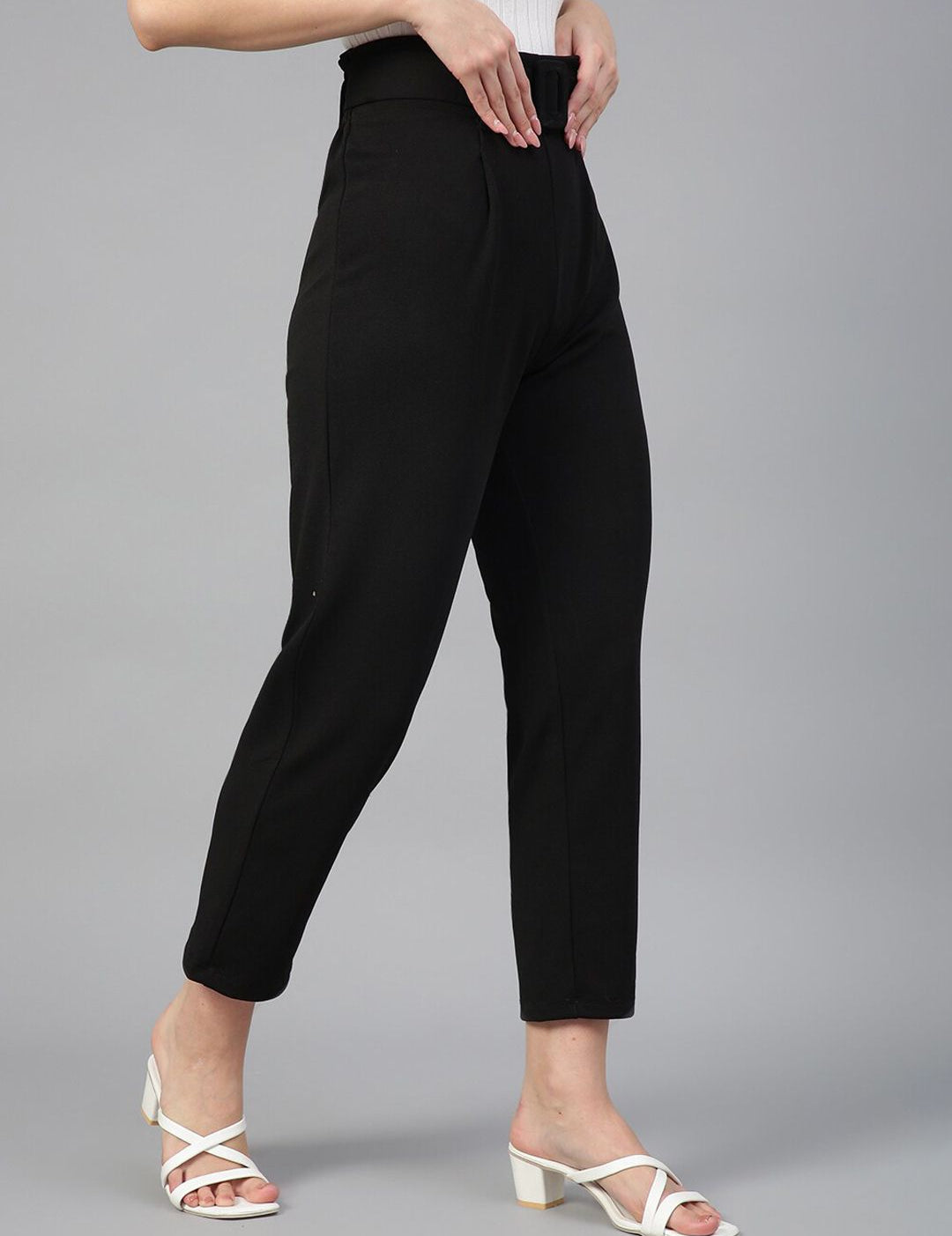 Kotty Women Relaxed Straight Fit High-Rise Easy Wash Pleated Trousers