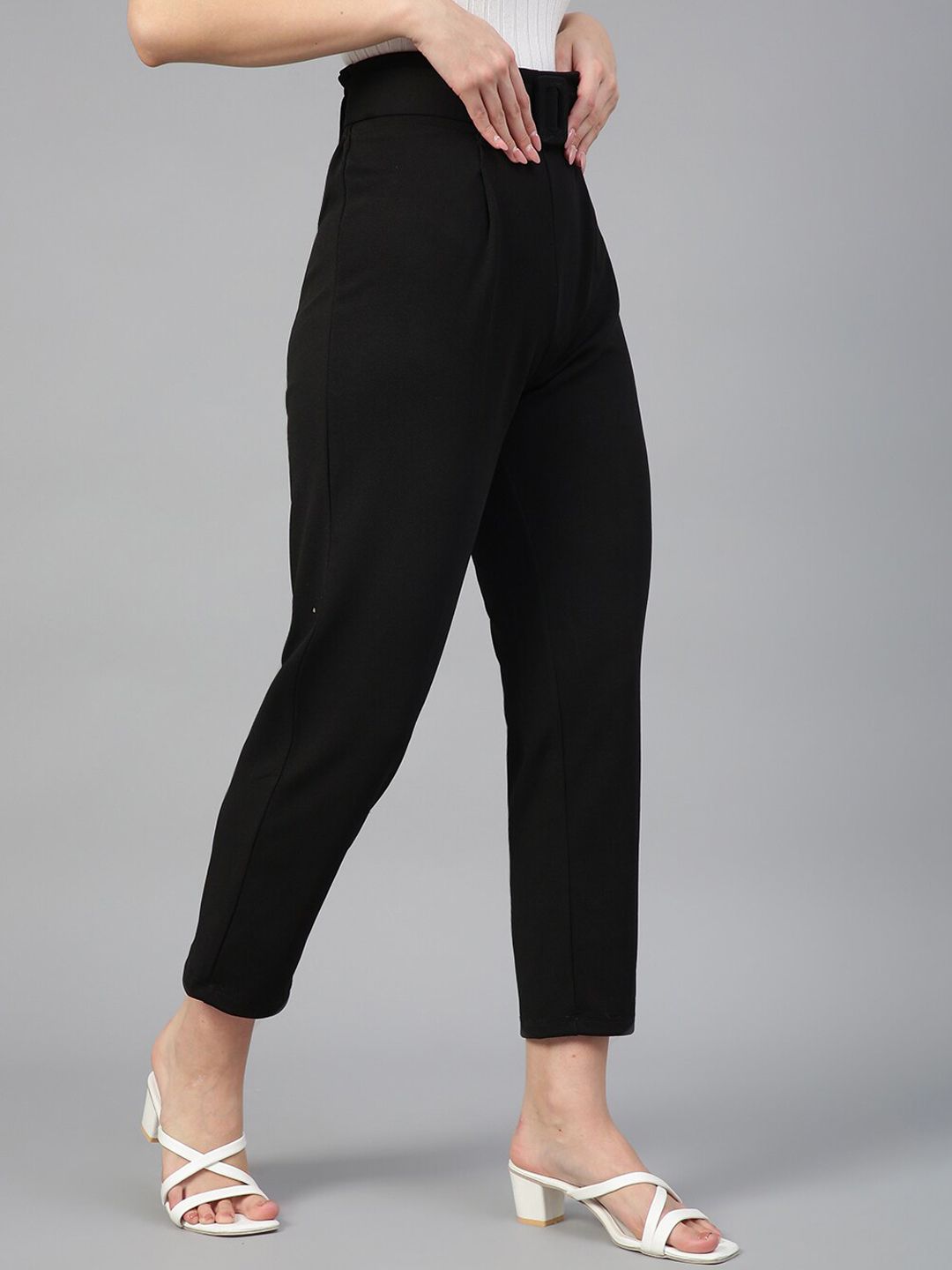Kotty Women Relaxed Straight Fit High-Rise Easy Wash Pleated Trousers