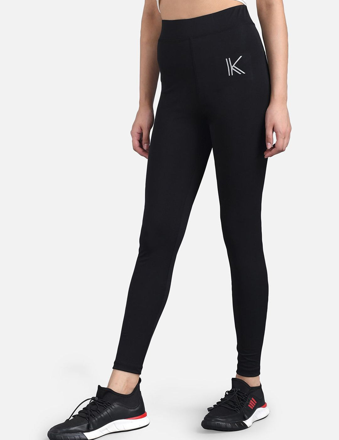 Kotty Women Black & White Printed Tights