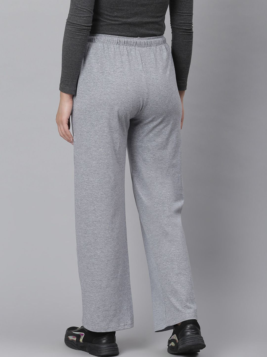 Kotty Women Grey Solid Straight-Fit Track Pants