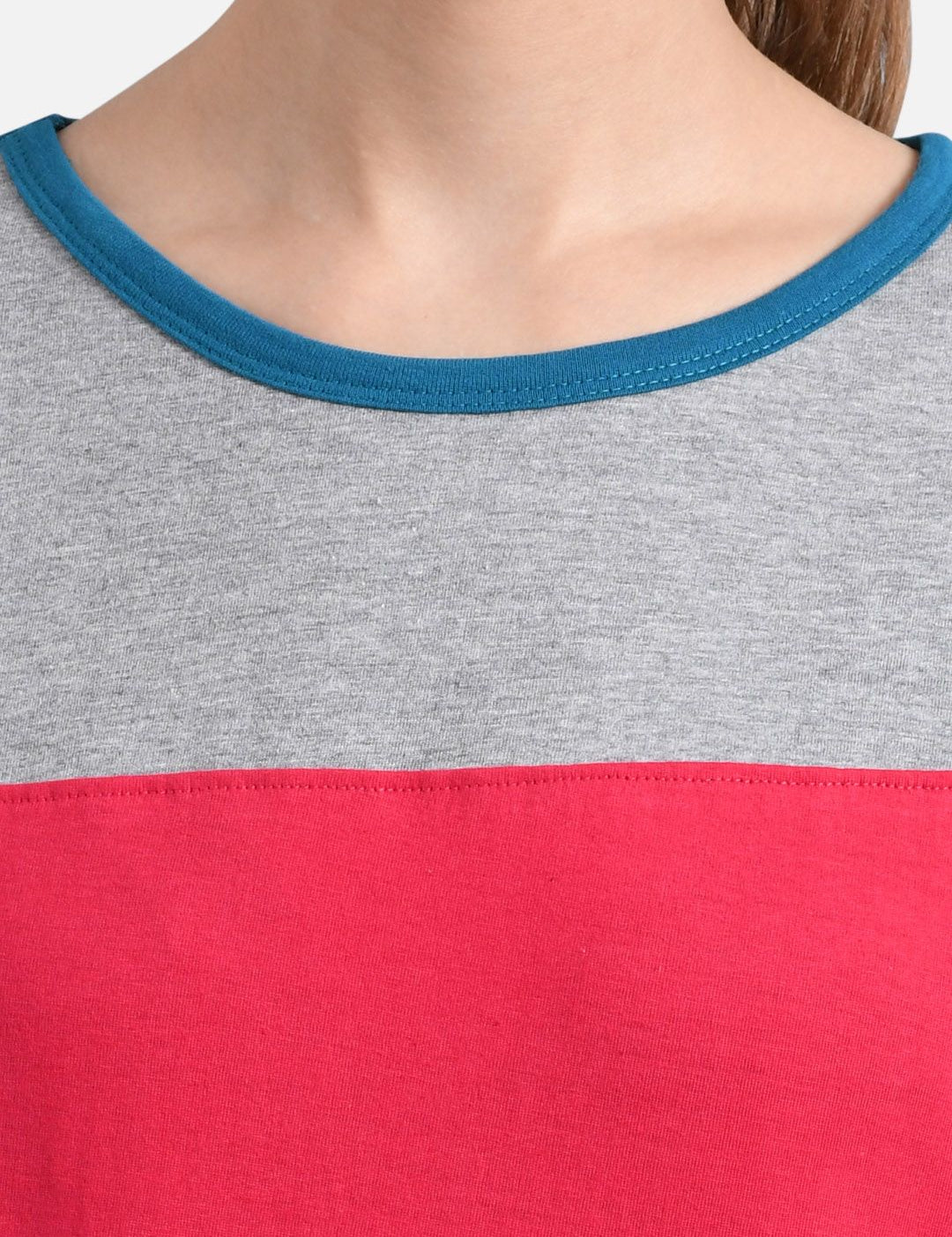 Kotty Women Blue & Grey Colourblocked Round Neck T-shirt