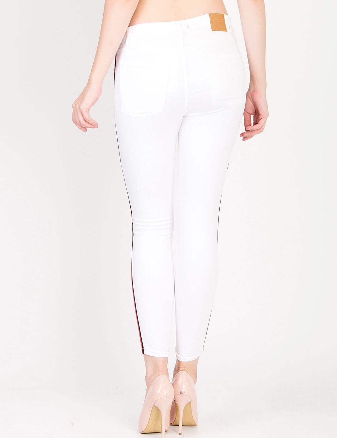 Kotty Women White Skinny Fit High-Rise Clean Look Stretchable Jeans