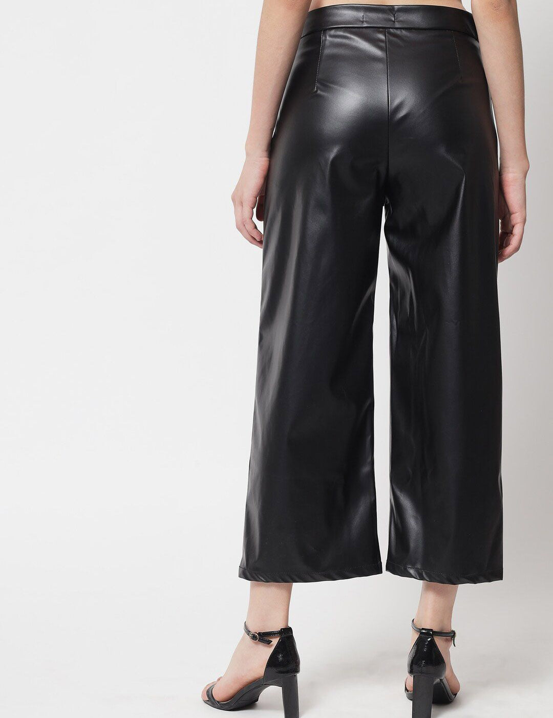 Kotty Women Black Relaxed Straight Fit Low-Rise Trousers