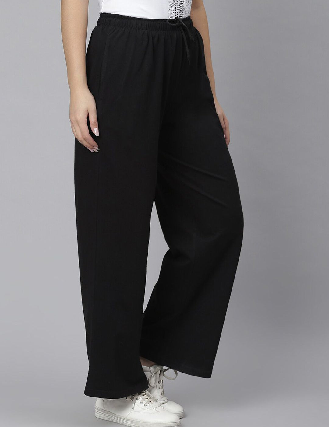 Kotty Women Black Solid Straight-Fit Track Pants