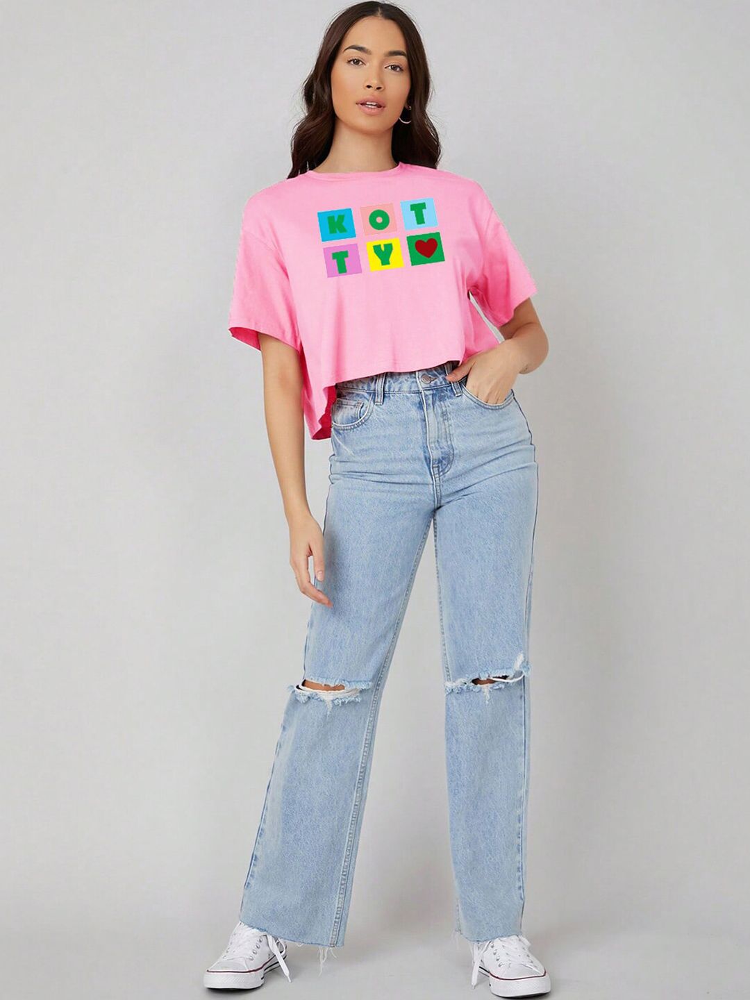 Kotty Pink Printed Round Neck Drop-Shoulder Sleeves Crop Oversized T-shirt