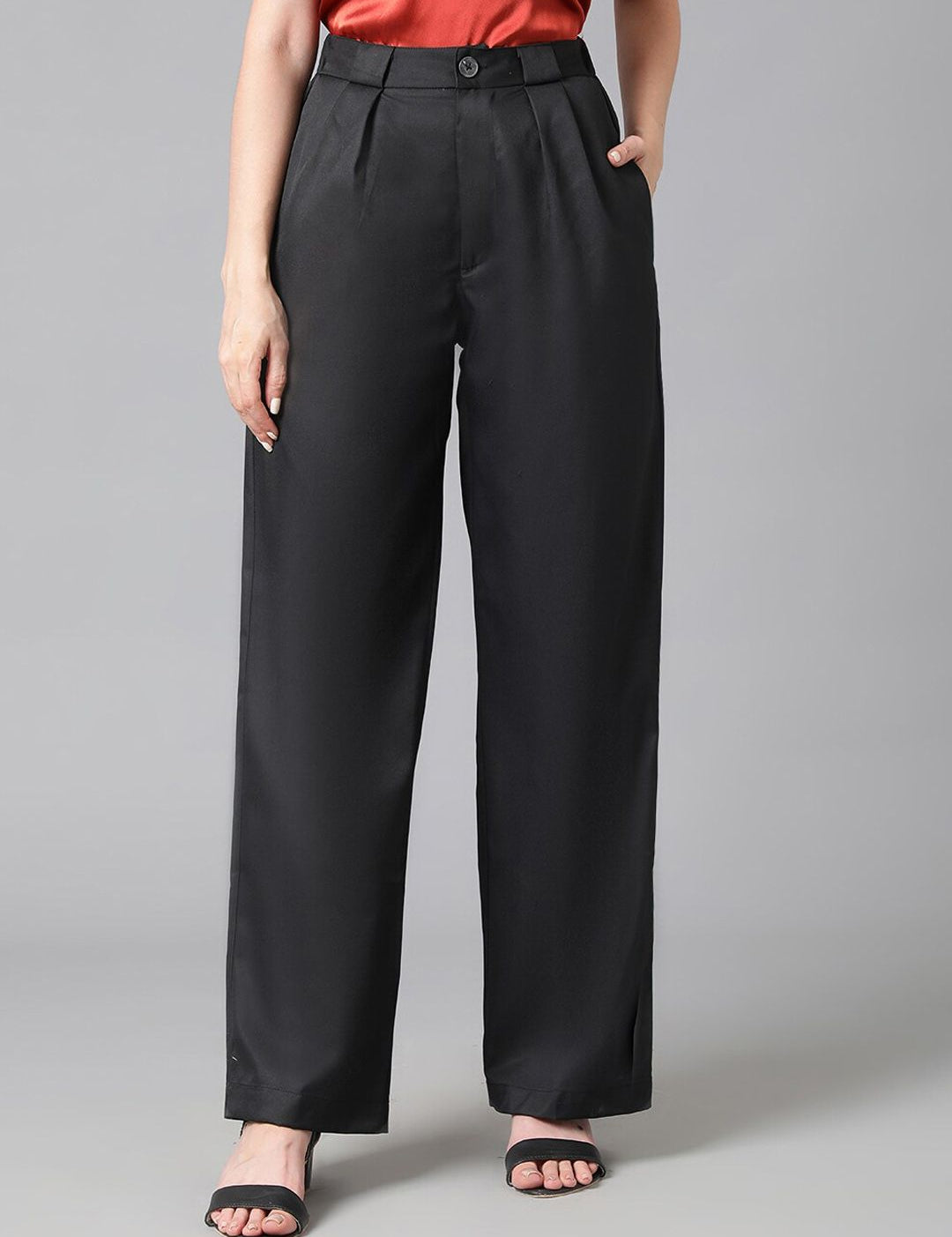 Kotty Women Black Relaxed Straight Leg Straight Fit High-Rise Easy Wash Pleated Trousers