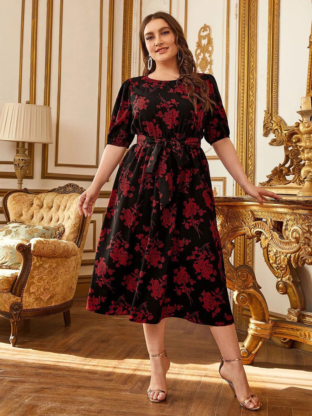 Kotty Floral Printed Midi Fit & Flare Dress