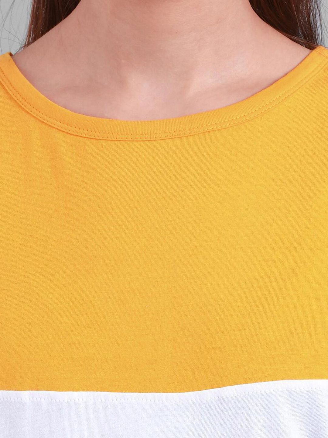 Kotty Colourblocked Round Neck Cotton T-shirt