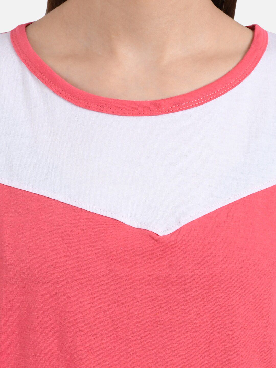 Kotty Women Pink & White Colourblocked Round Neck T-shirt