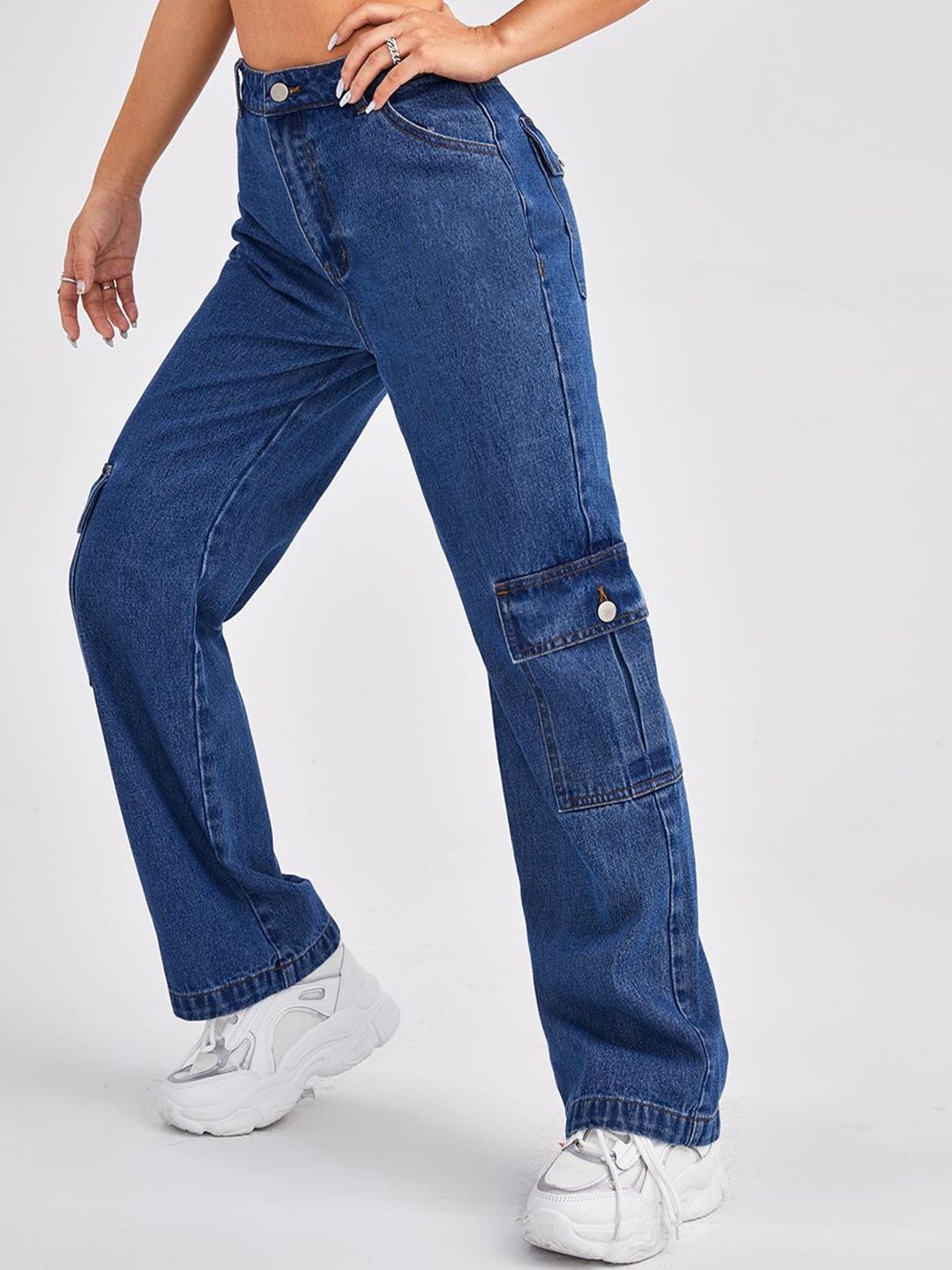 Kotty Women Blue Jean Straight Fit High-Rise Slash Knee Stretchable Jeans