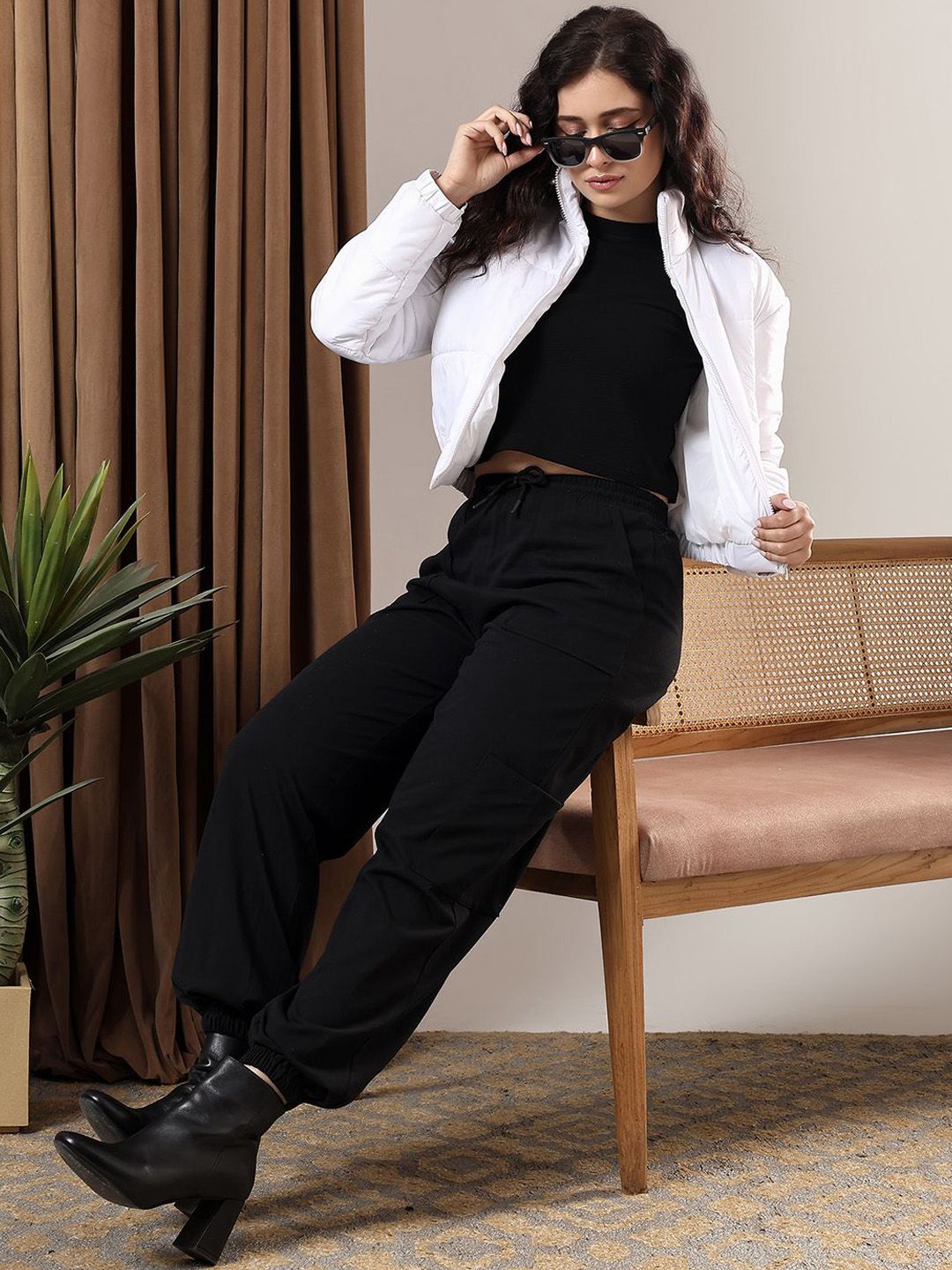 Kotty Women Mock Collar Solid Casual Puffer Insulator Jacket