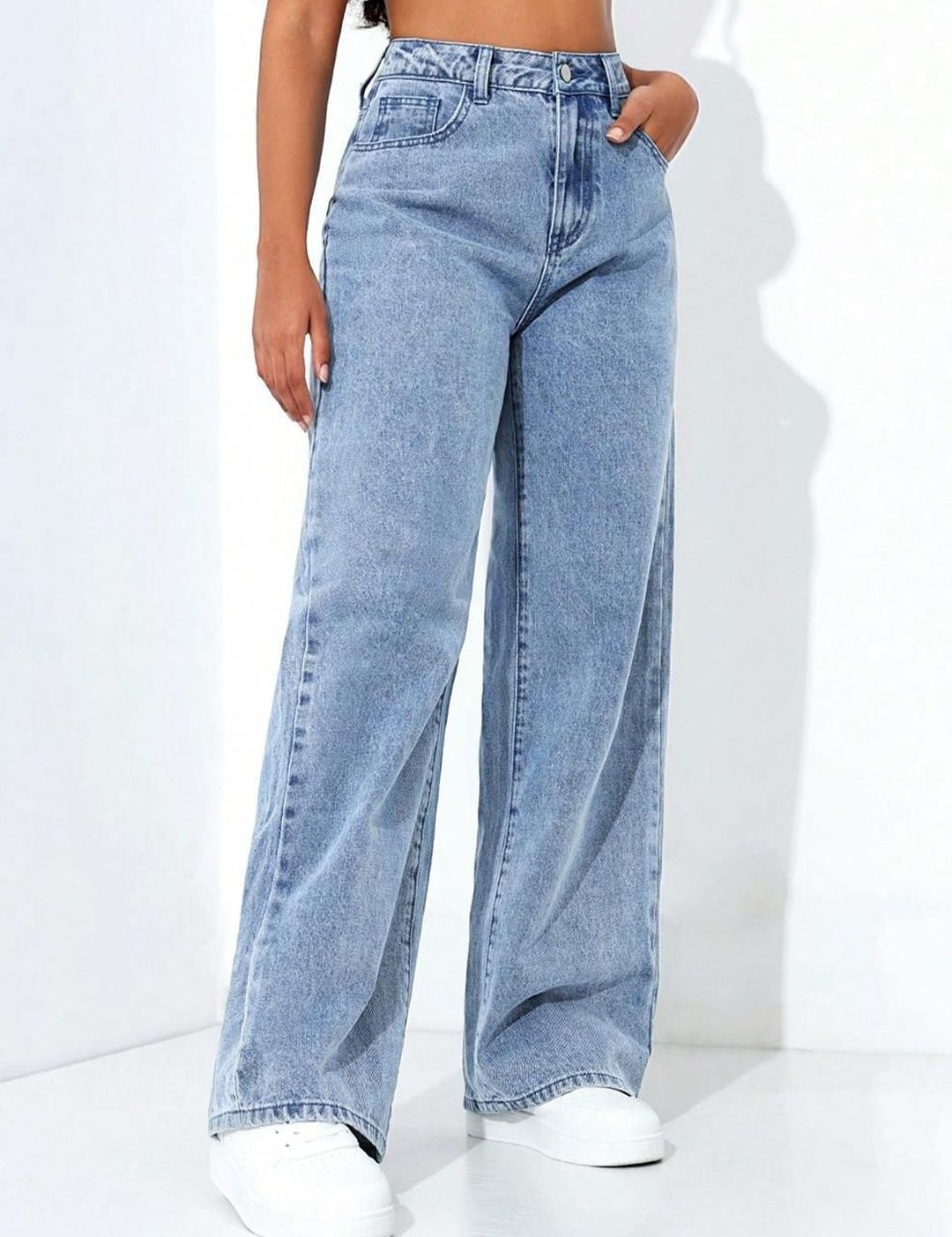 Kotty Women Straight Fit High-Rise Stretchable Jeans