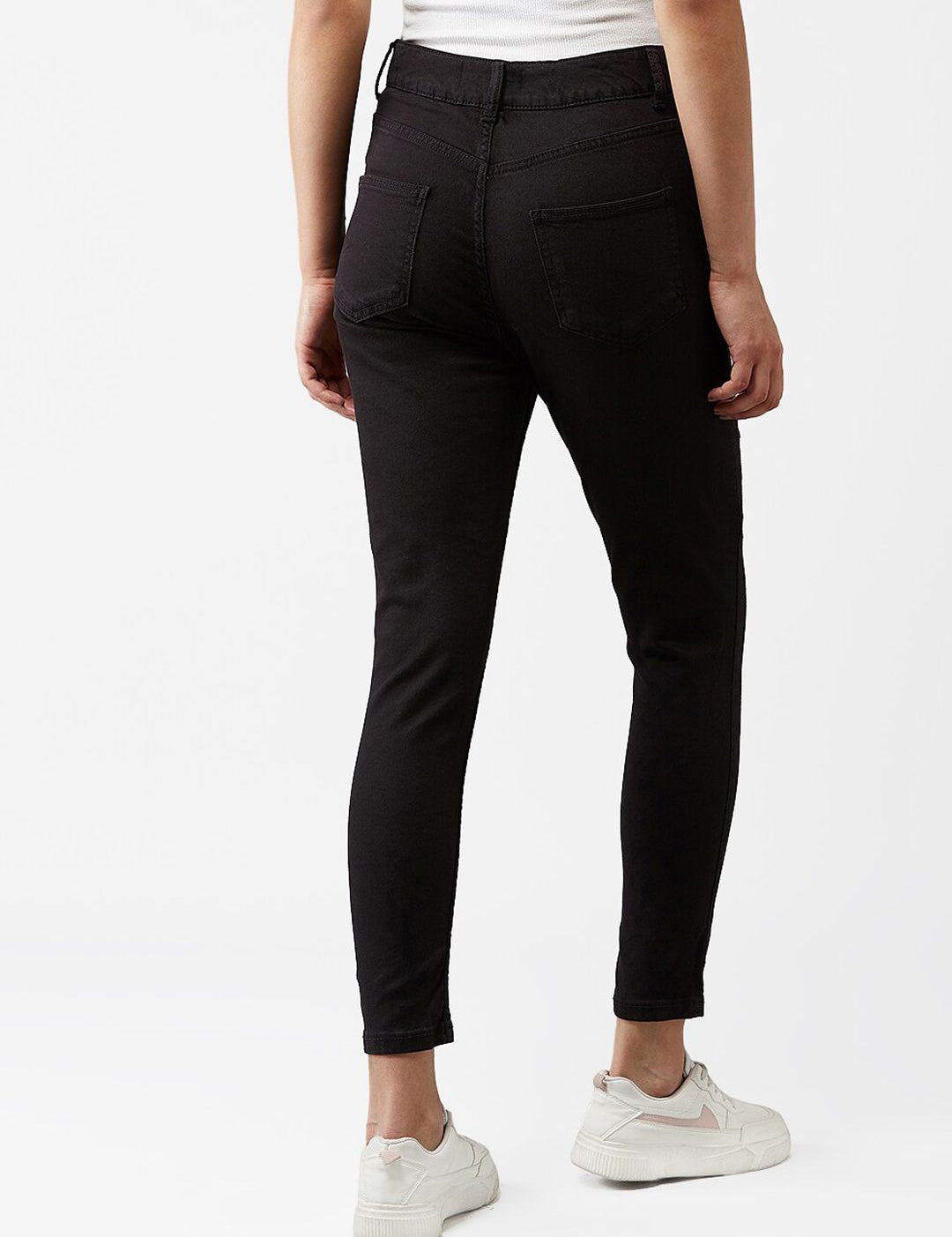 Kotty Women Black Skinny Fit High-Rise Clean Look Jeans