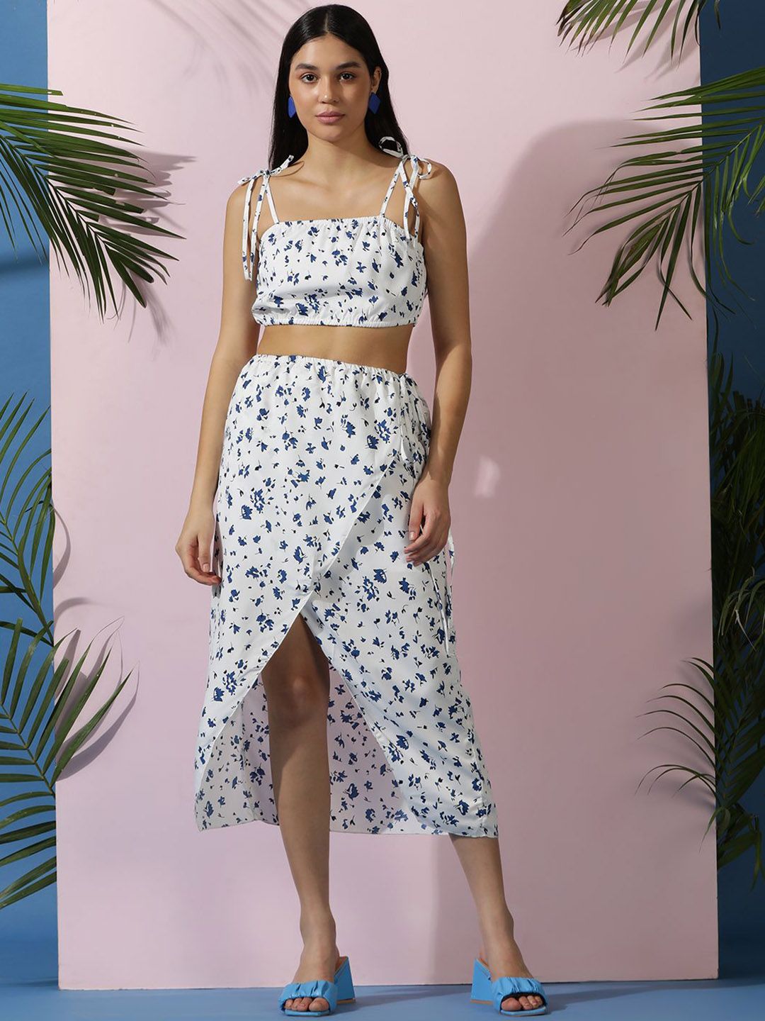 Kotty White Floral Printed Crop Top & Skirt