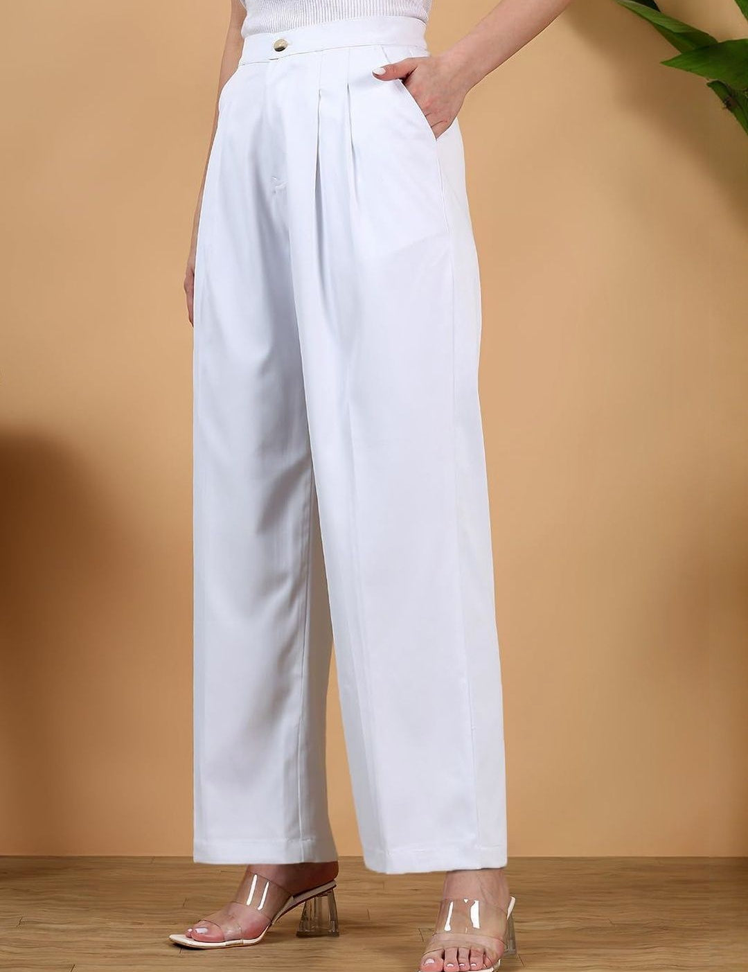 Kotty Women Relaxed Straight Leg High-Rise Trousers