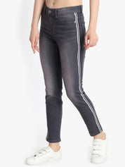 Kotty Women Black Skinny Fit High-Rise Clean Look Jeans