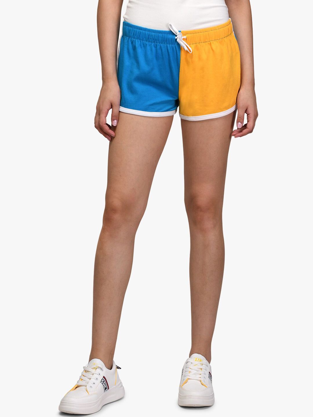 Kotty Women Blue Colourblocked Slim Fit Hot Pants