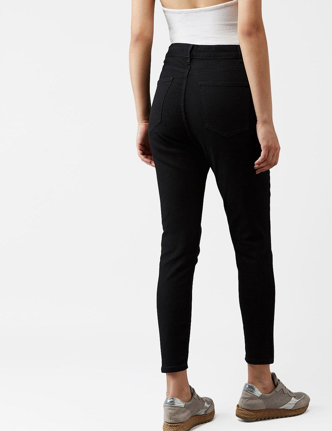 Kotty Women Black Skinny Fit High-Rise Clean Look Jeans