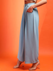 KOTTY BIZwear Women Relaxed Straight Fit Mid-Rise Easy Wash Pleated Parallel Trousers