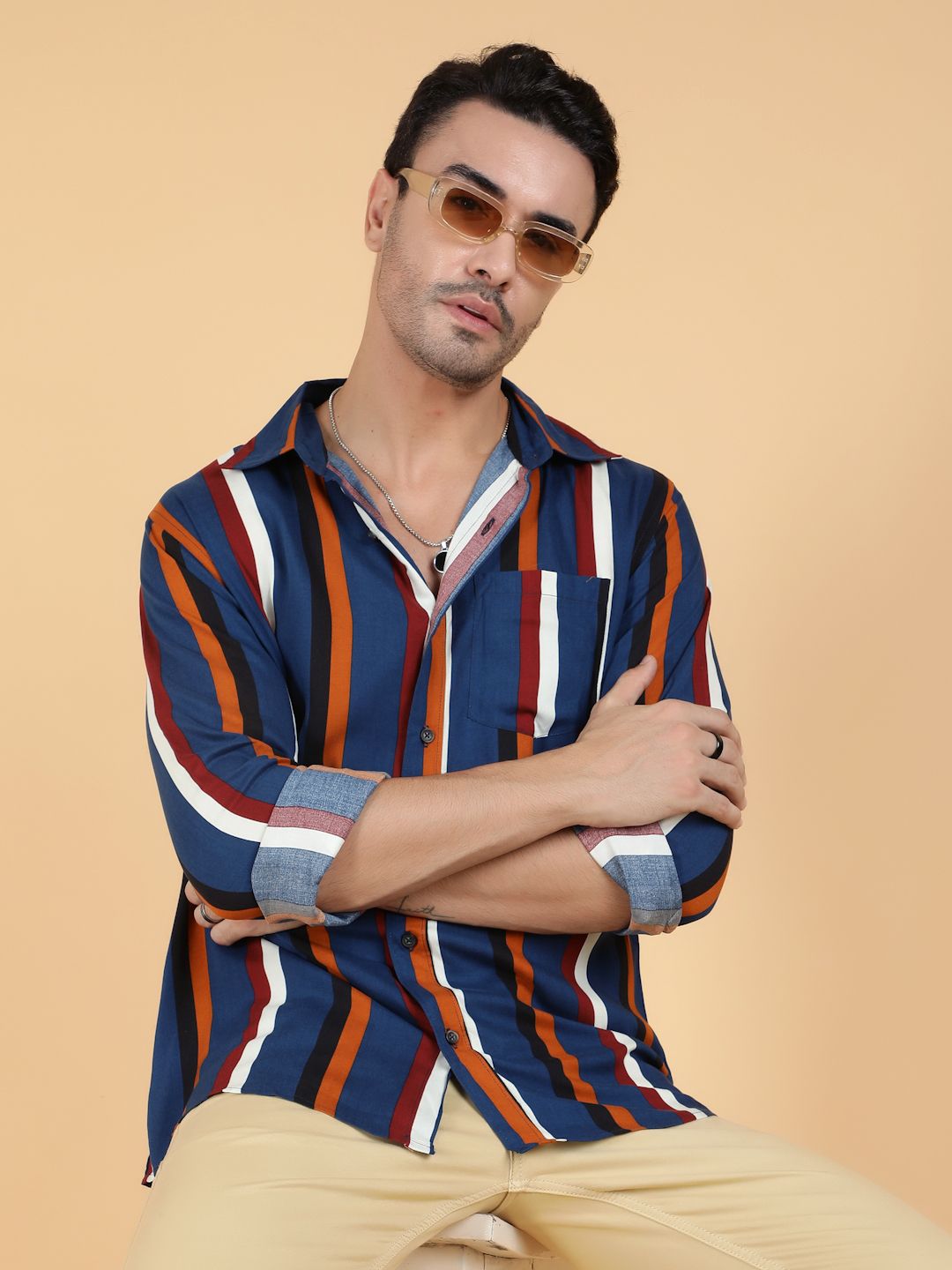 Kotty Men Relaxed Spread Collar Graphic Printed Casual Shirt