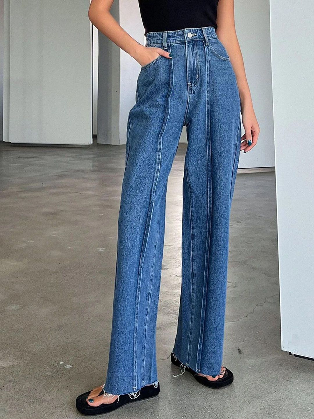 Kotty Women Straight Fit Cotton High-Rise  Jeans