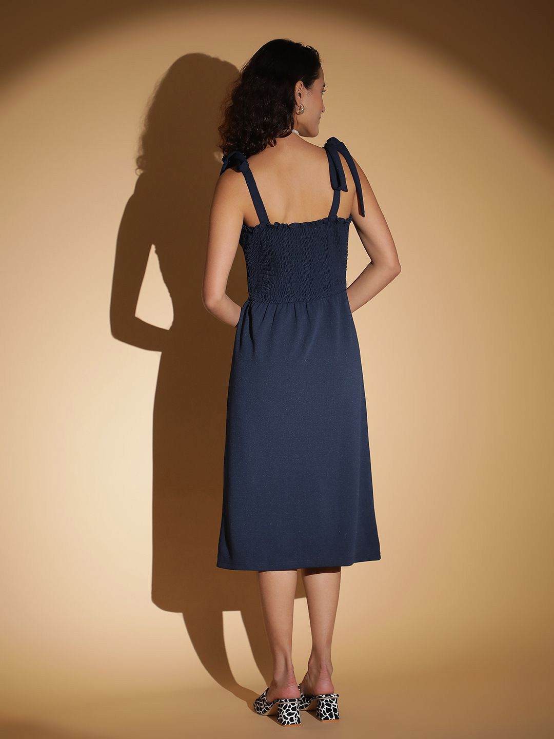 Kotty Women Solid A-Line Midi Dress