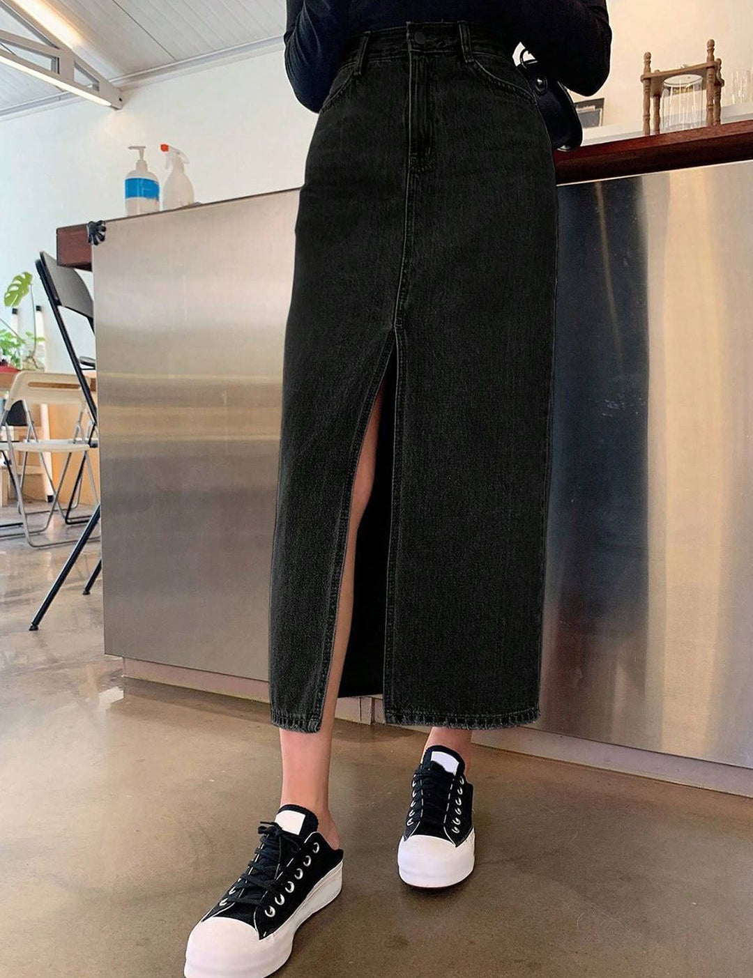 Kotty Straight Midi Skirt
