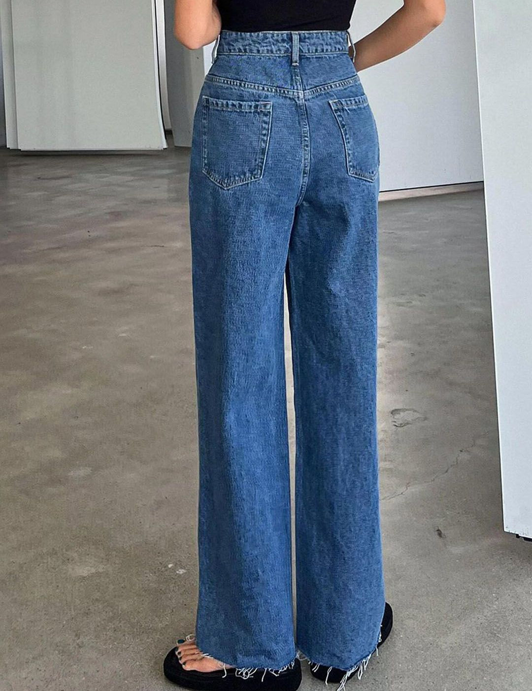 Kotty Women Straight Fit Cotton High-Rise  Jeans