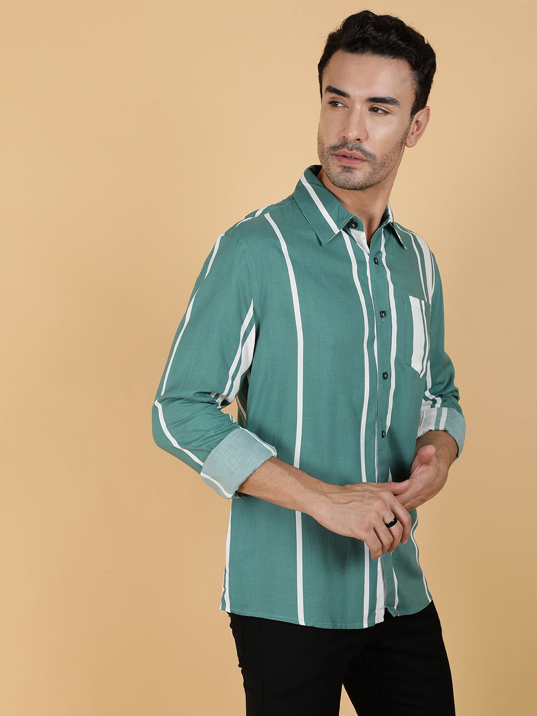 Kotty Men Relaxed Spread Collar Graphic Printed Cotton Casual Shirt