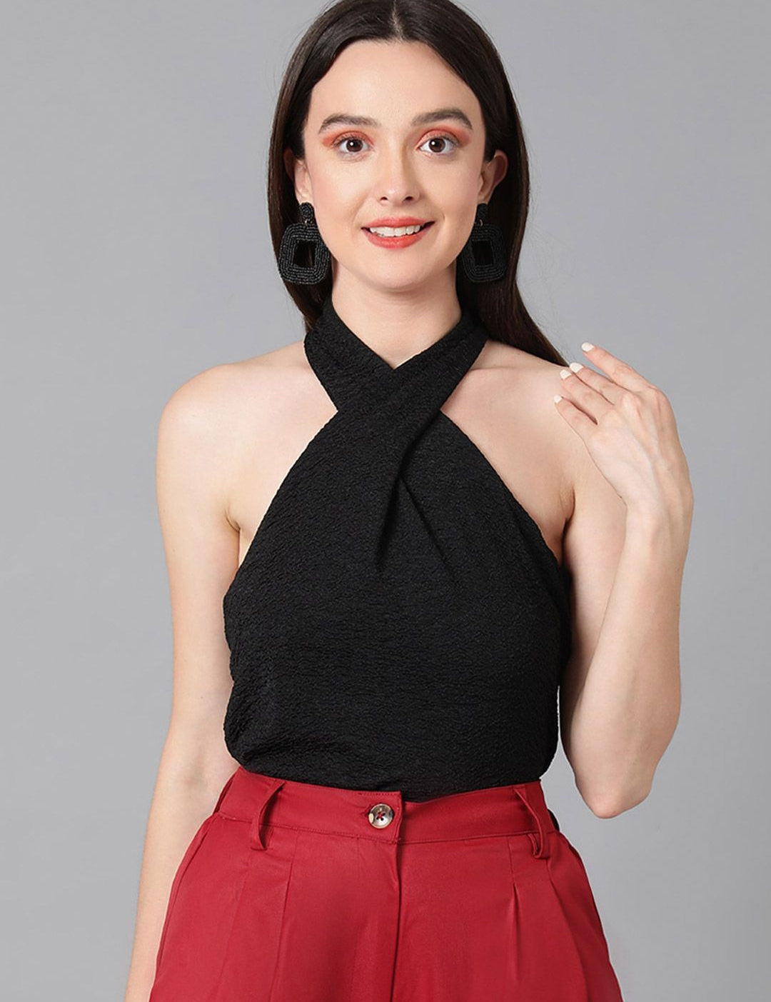 Kotty Halter Neck Satin Styled Back Top