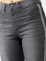 Kotty Women Grey Skinny Fit High-Rise Clean Look Stretchable Jeans