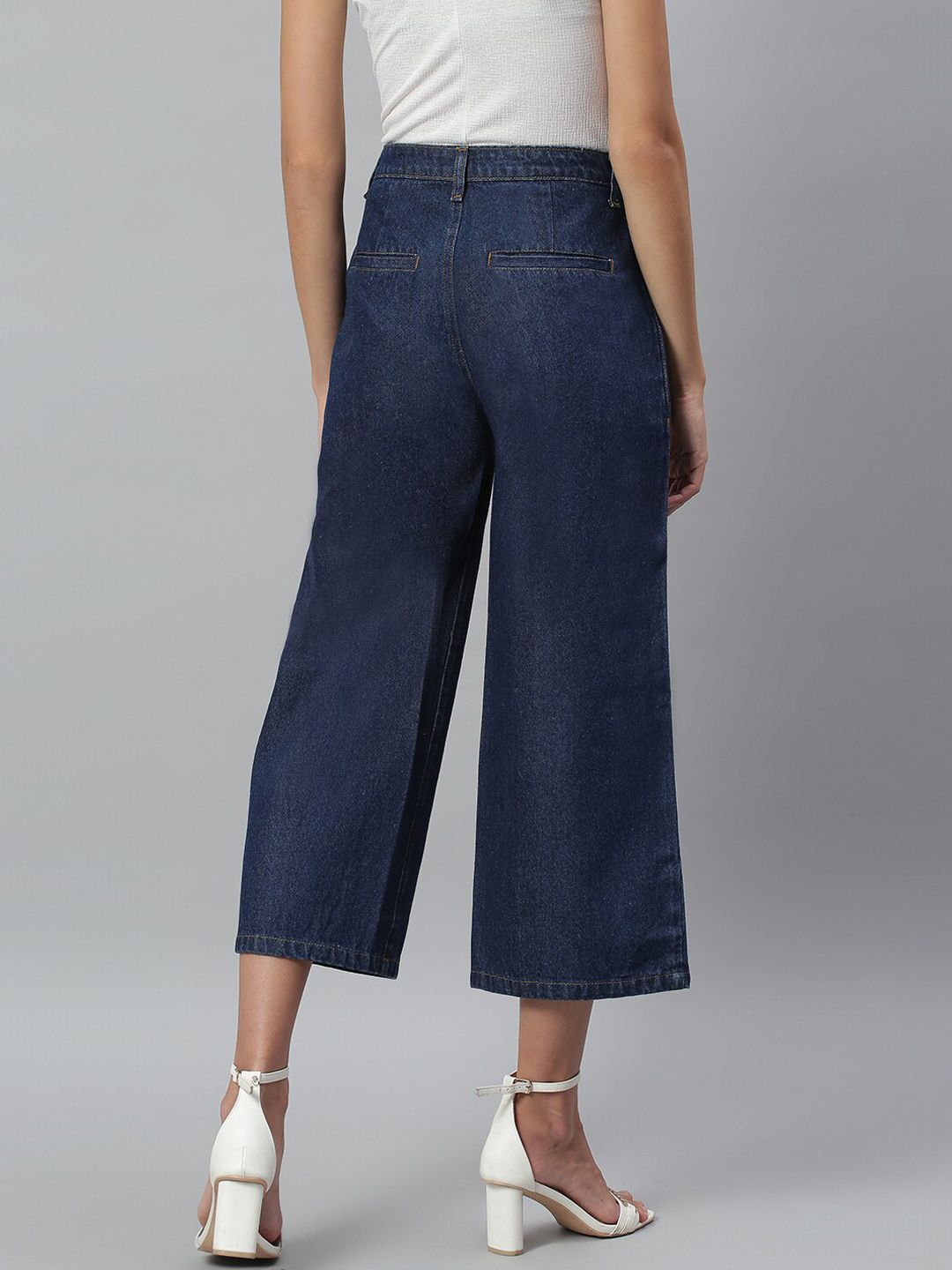 Kotty Women Navy Blue Flared High-Rise Clean Look Stretchable Jeans