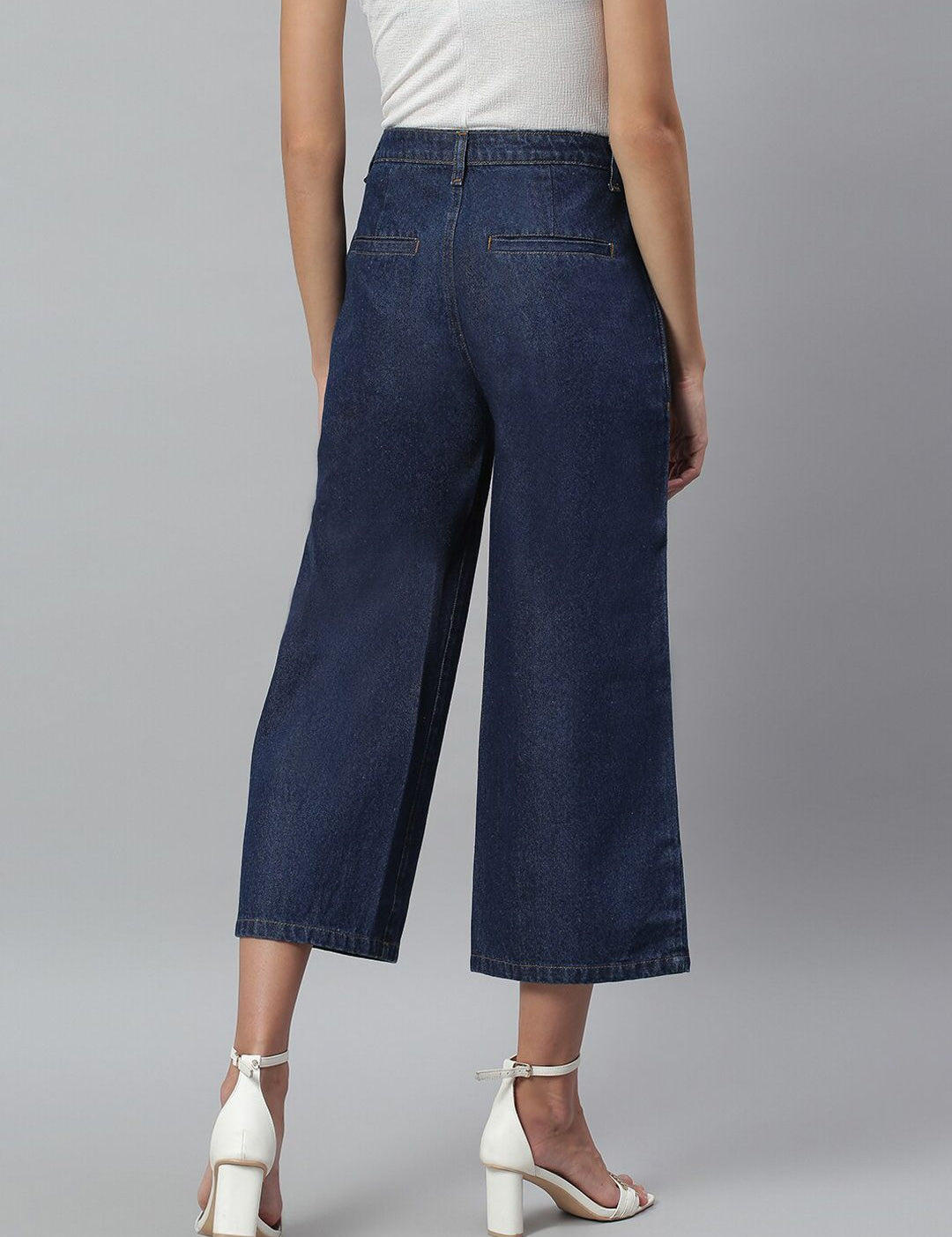 Kotty Women Navy Blue Flared High-Rise Clean Look Stretchable Jeans