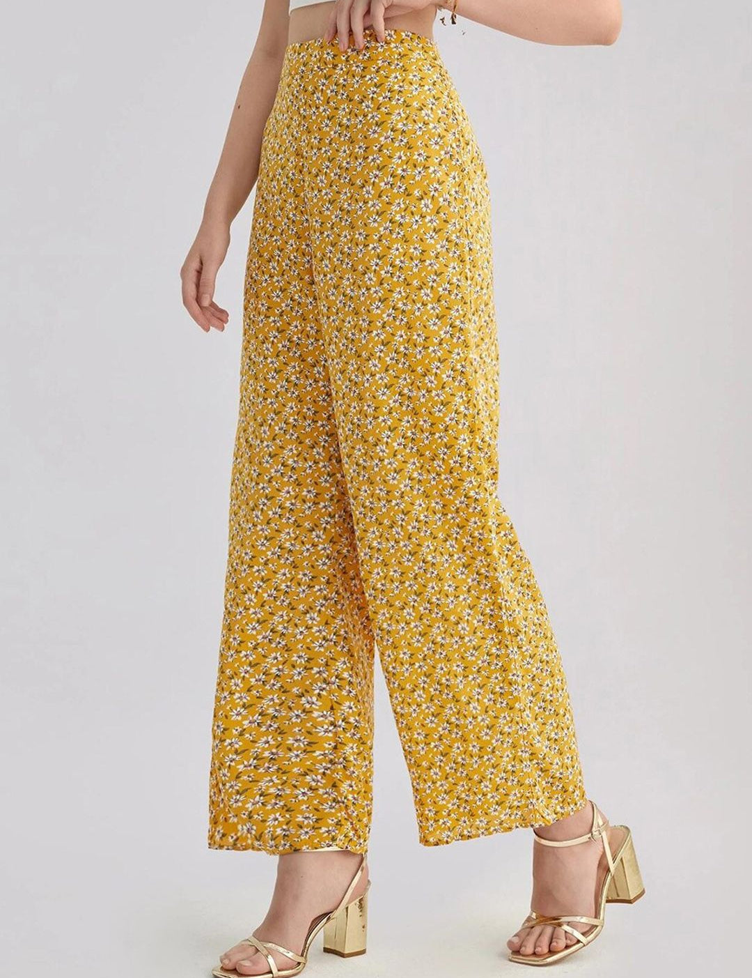 Kotty Women Multicoloured Floral Printed Relaxed High-Rise Easy Wash Trousers