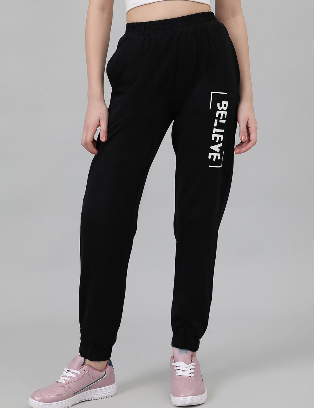 Kotty Women Typography Printed Relaxed-Fit Mid-Rise Joggers